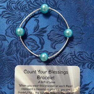 Gift of Love Blessing Bracelet Aqua/pearl stretchy scripture card Small 6"- 6.5"